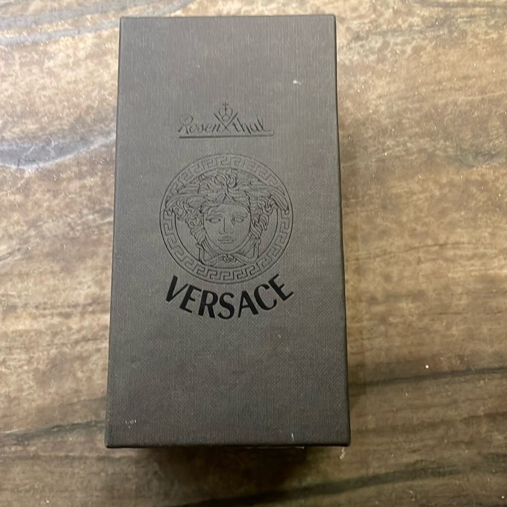 Versace Medusa wine stopper
